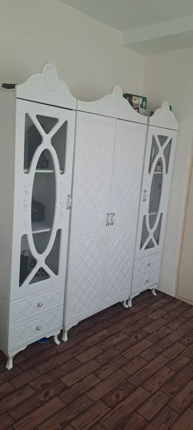 کمد و دو عدد ویترین|جاکفشی، کمد، دراور|محمدشهر, ولدآباد|دیوار