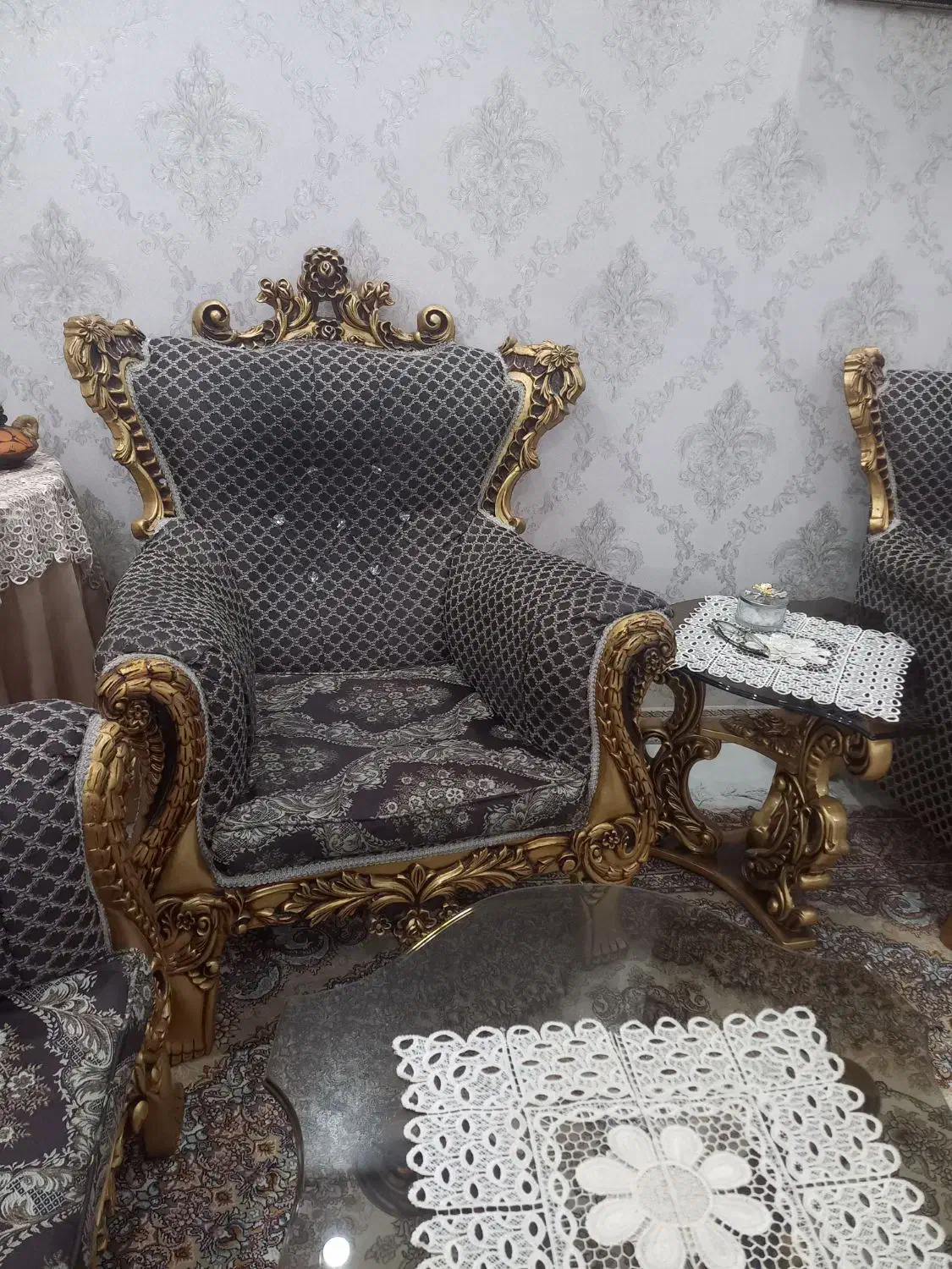 مبل کلاسیک ۷نفره شهریار|مبلمان خانگی و میز عسلی|وحیدیه, |دیوار