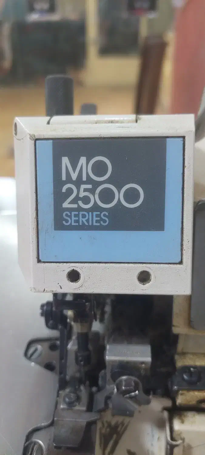 سردوز ژوکی|چرخ خیاطی و ریسندگی|دهگلان, |دیوار