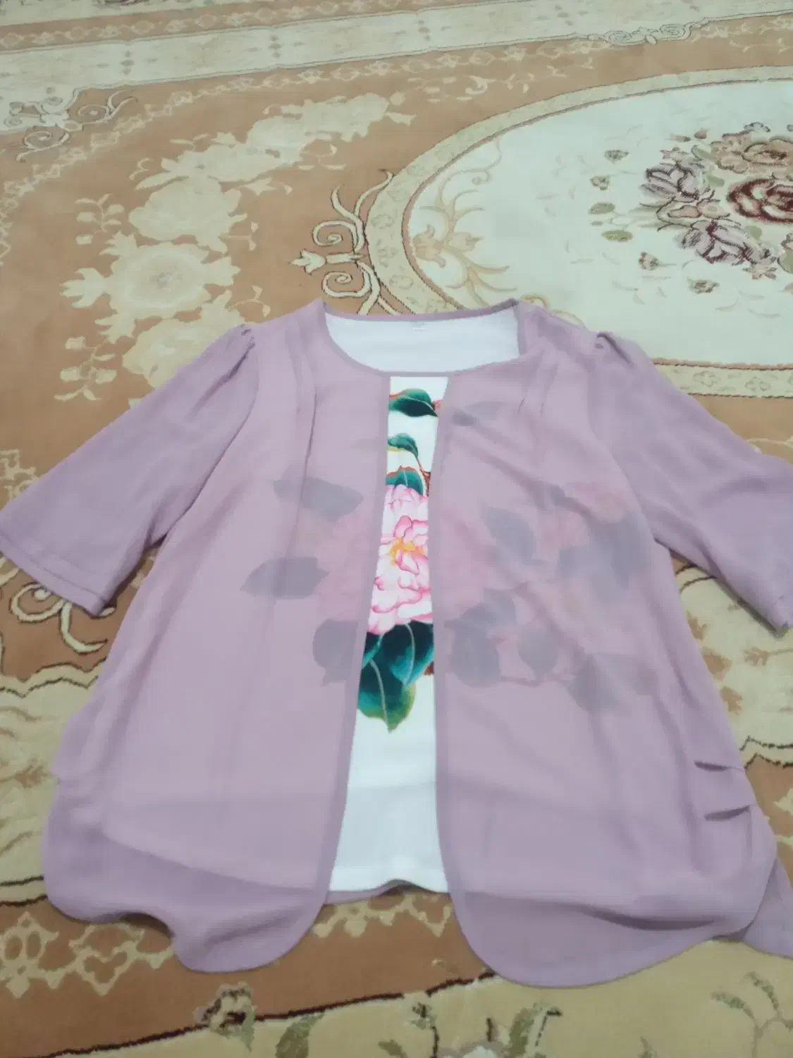 لباس|لباس|هرسین, |دیوار