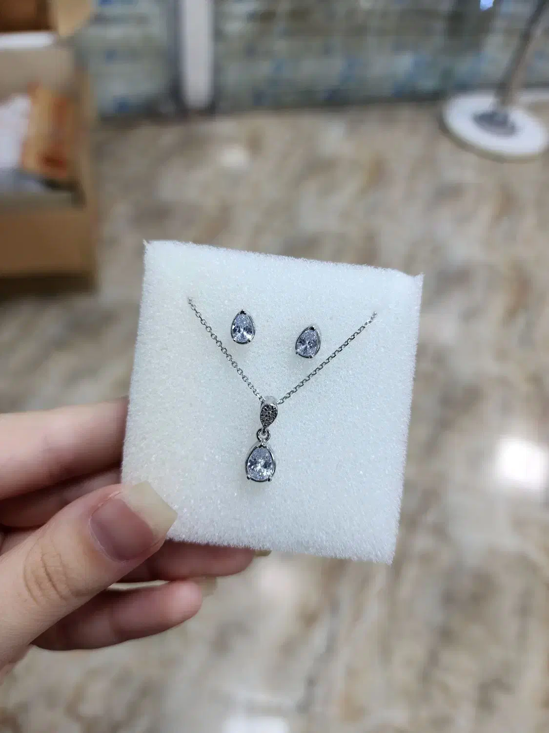 ( نیمست اشکی نقره اصلی )|بدلیجات|کرمانشاه, |دیوار