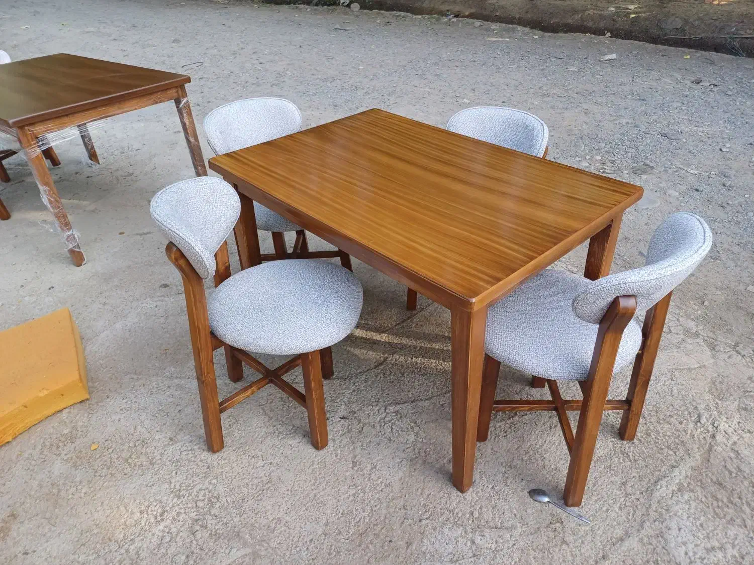 ناهارخوری مینیمال با اقساط 3ماه|میز و صندلی غذاخوری|رشت, گلسار|دیوار