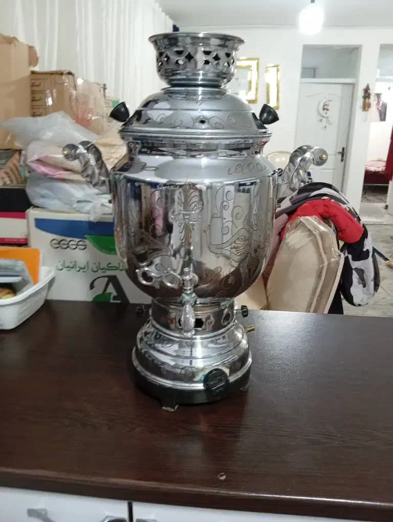 سماور گازی نفیس ۸ لیتری|سماور، چایساز، قهوهساز|نسیمشهر, |دیوار