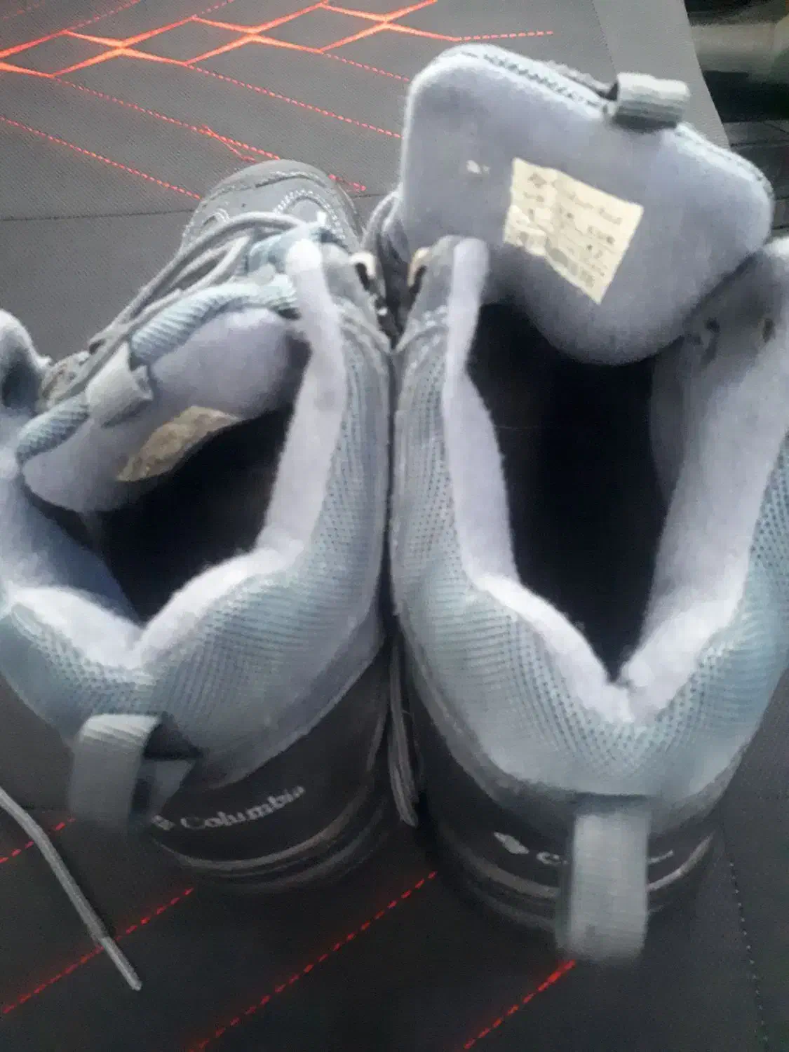 نیم بوت کلمبیا|کیف، کفش، کمربند|نمین, |دیوار