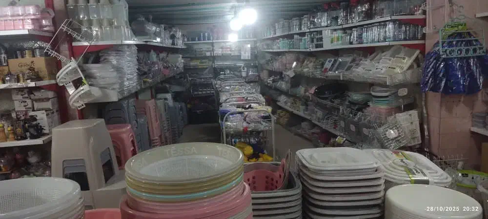 واگذاری مغازه پررونق در قلب کرمان|اجارهٔ مغازه و غرفه|کرمان, |دیوار