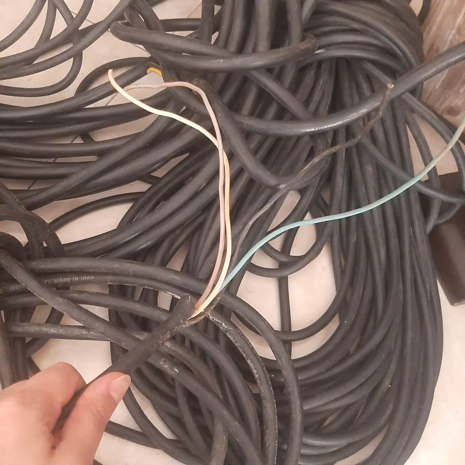 سیم کابل برق|مصالح و تجهیزات ساختمان|مشهد, حجت|دیوار