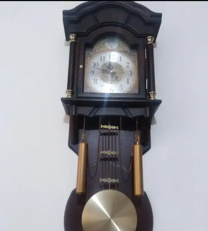 دوعدد ساعت دیواری سالم ومرتب|ساعت دیواری و تزئینی|نیشابور, مدرس|دیوار