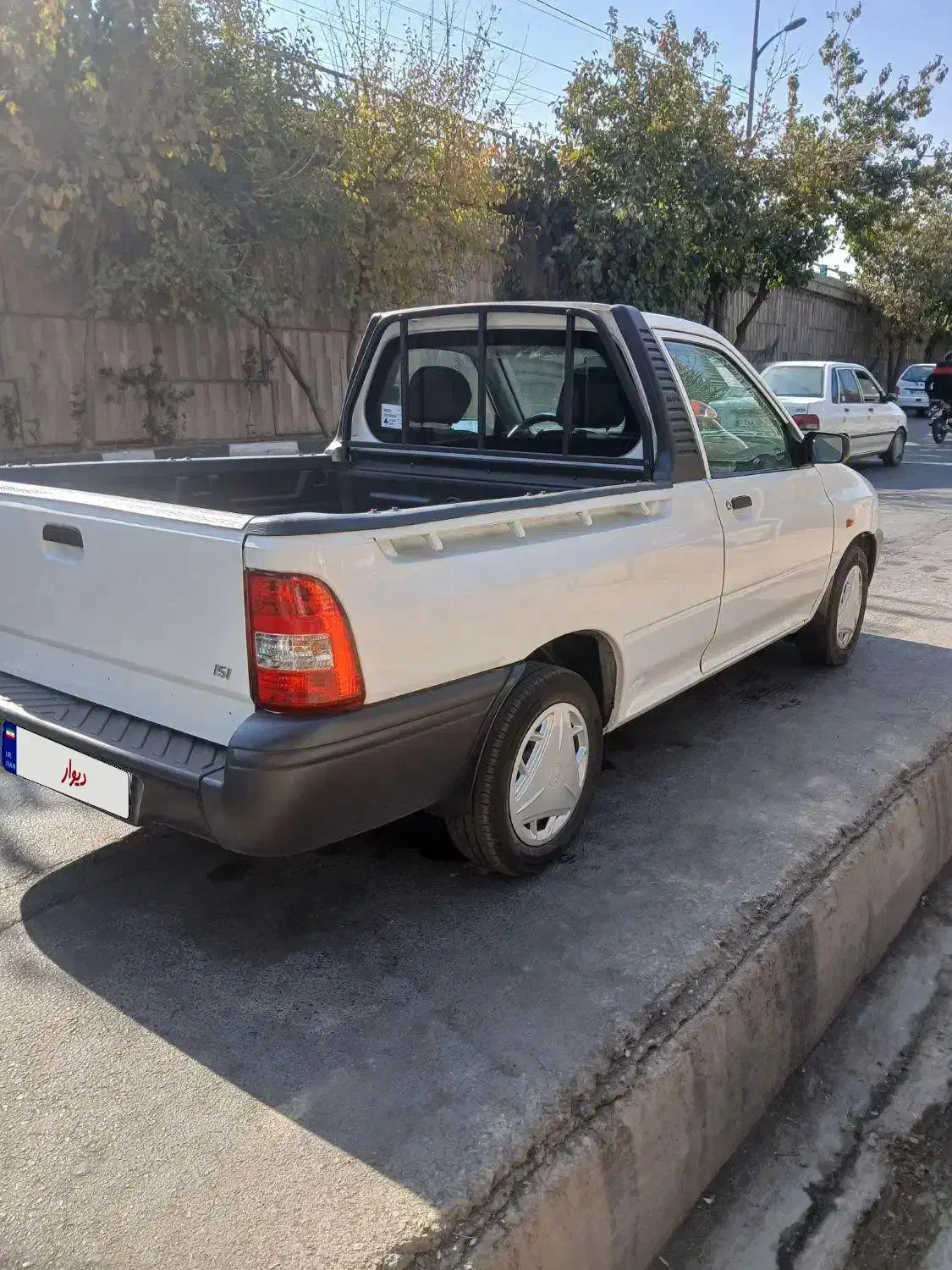 پراید وانت مدل 12/402|خودرو سواری و وانت|شیراز, کوشک میدان|دیوار
