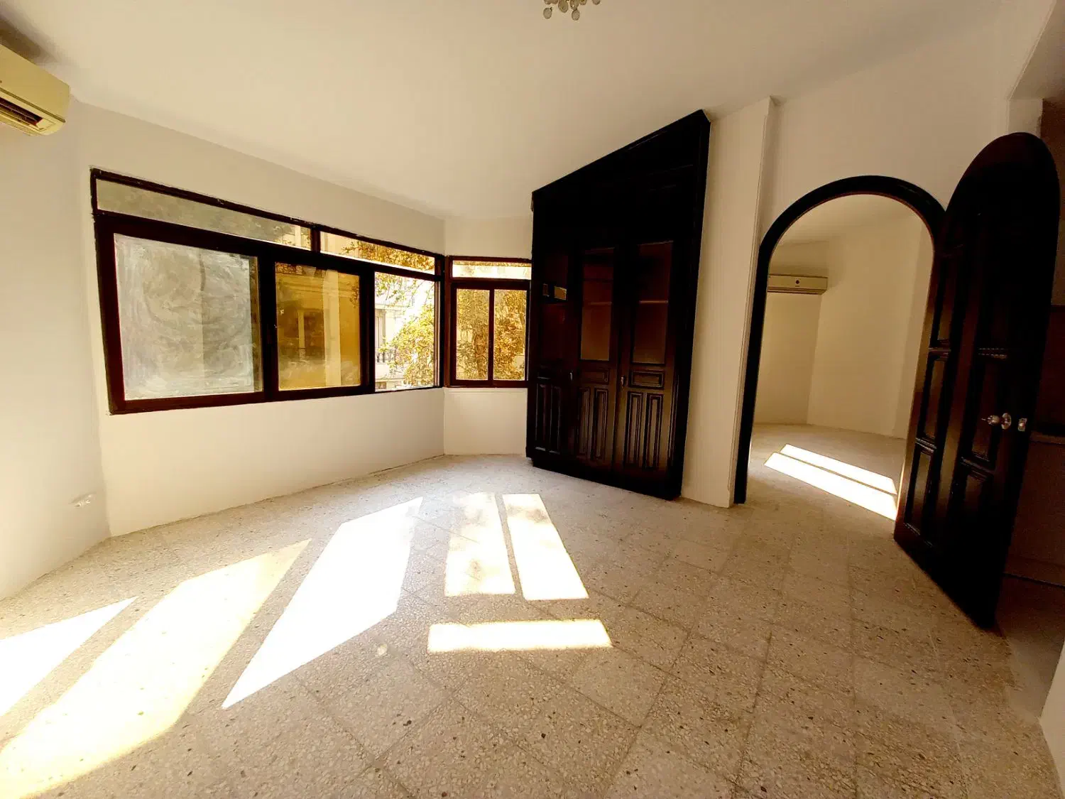 ۳۵۰ متر بنای ویلایی دربست زعفرانیه|اجارهٔ خانه و ویلا|تهران, زعفرانیه|دیوار