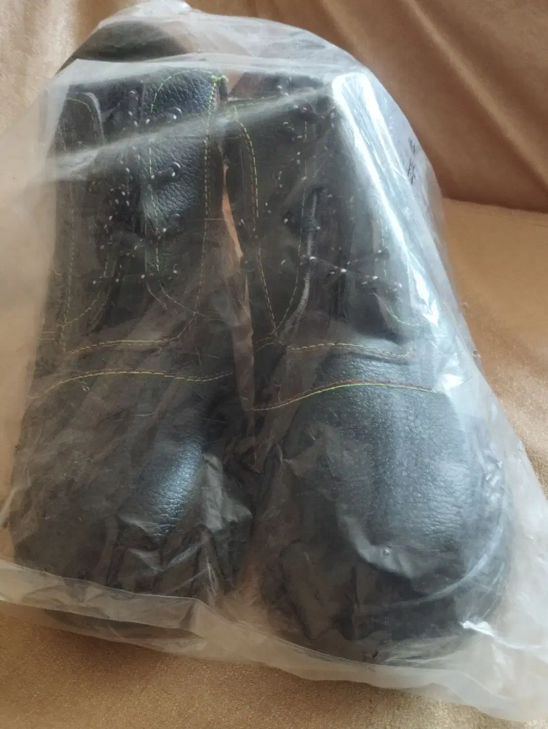 کفش ایمنی  شیک وبادوام|کیف، کفش، کمربند|خوی, |دیوار