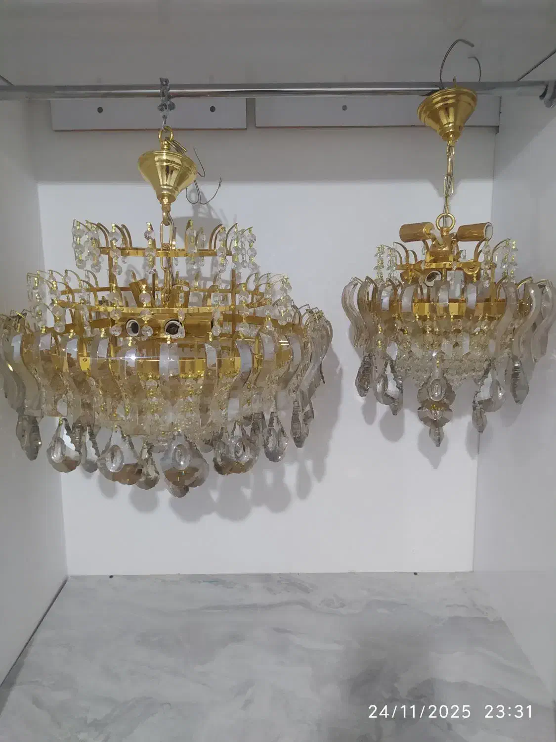 لوستر و راحتی|لوستر و چراغ آویز|اراک, |دیوار