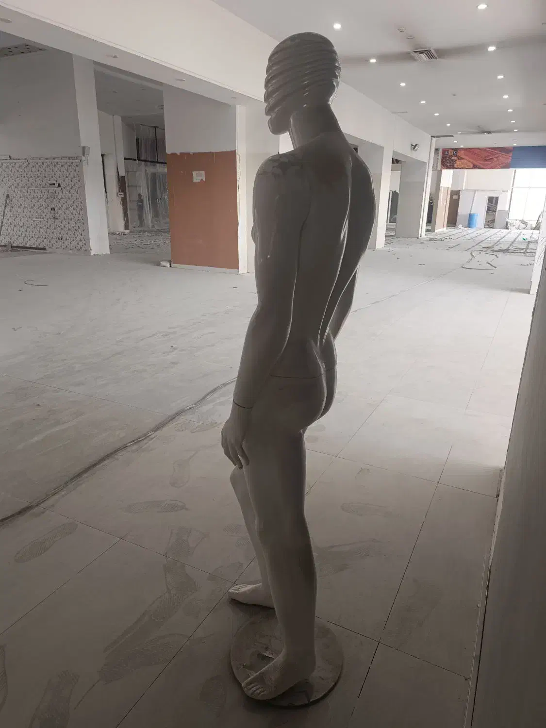 مانکن مرد|فروشگاه و مغازه|محمدشهر, محمدشهر|دیوار