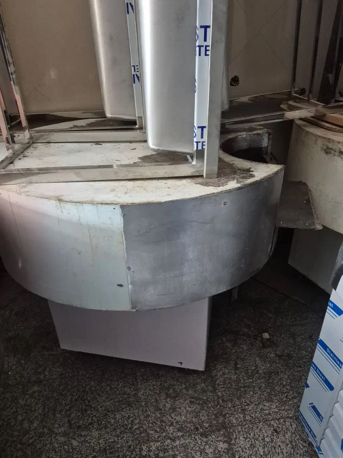 فر پیتزا گردون|کافیشاپ و رستوران|یزد, |دیوار