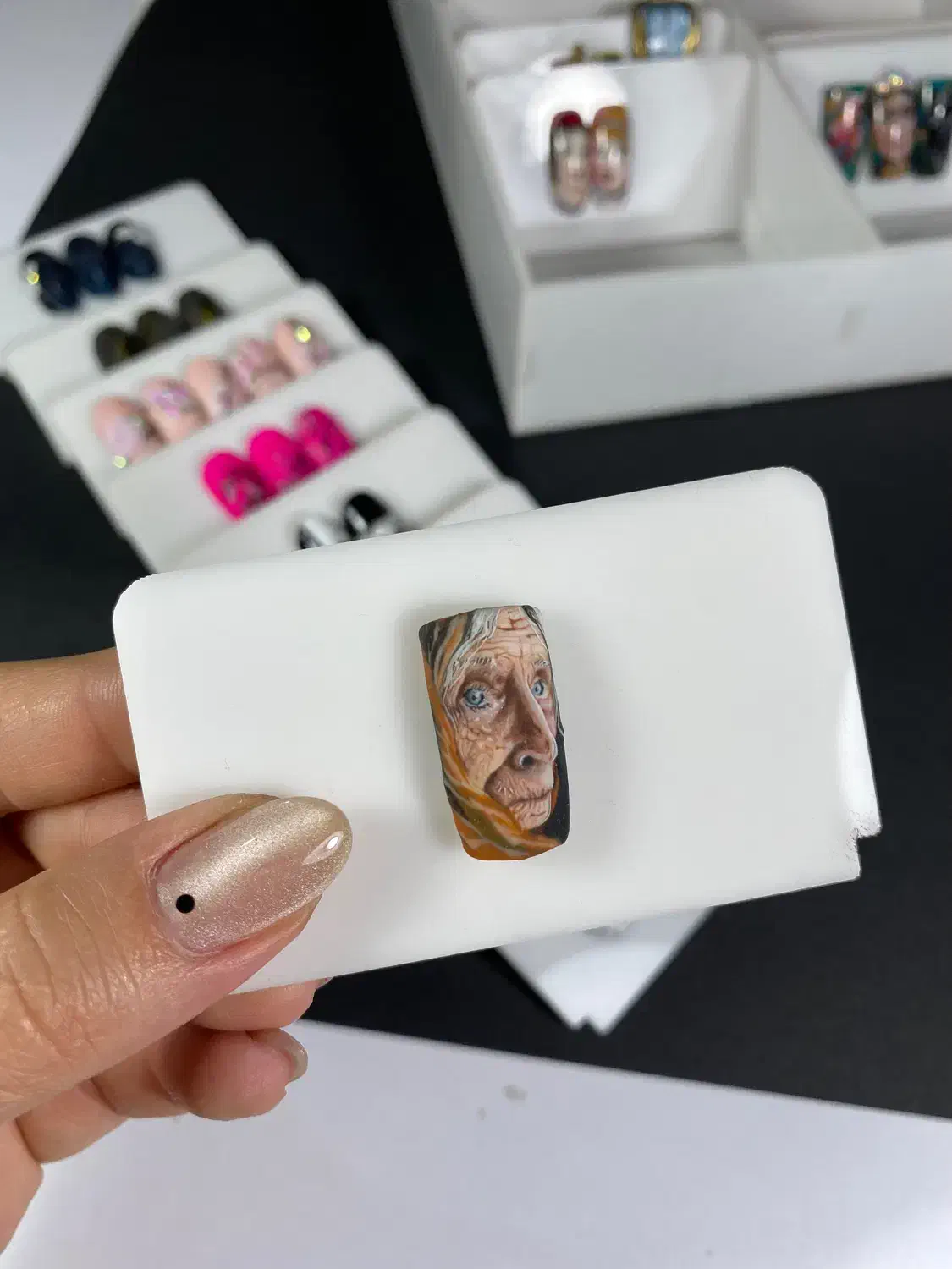 آموزش تا ۱۰۰ طراحی ناخن|خدمات آرایشگری و زیبایی|تهران, دریاننو|دیوار