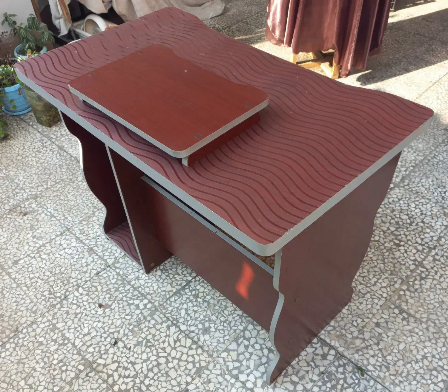 میز کامپیوتر سالم|میز تحریر و کامپیوتر|آمل, |دیوار