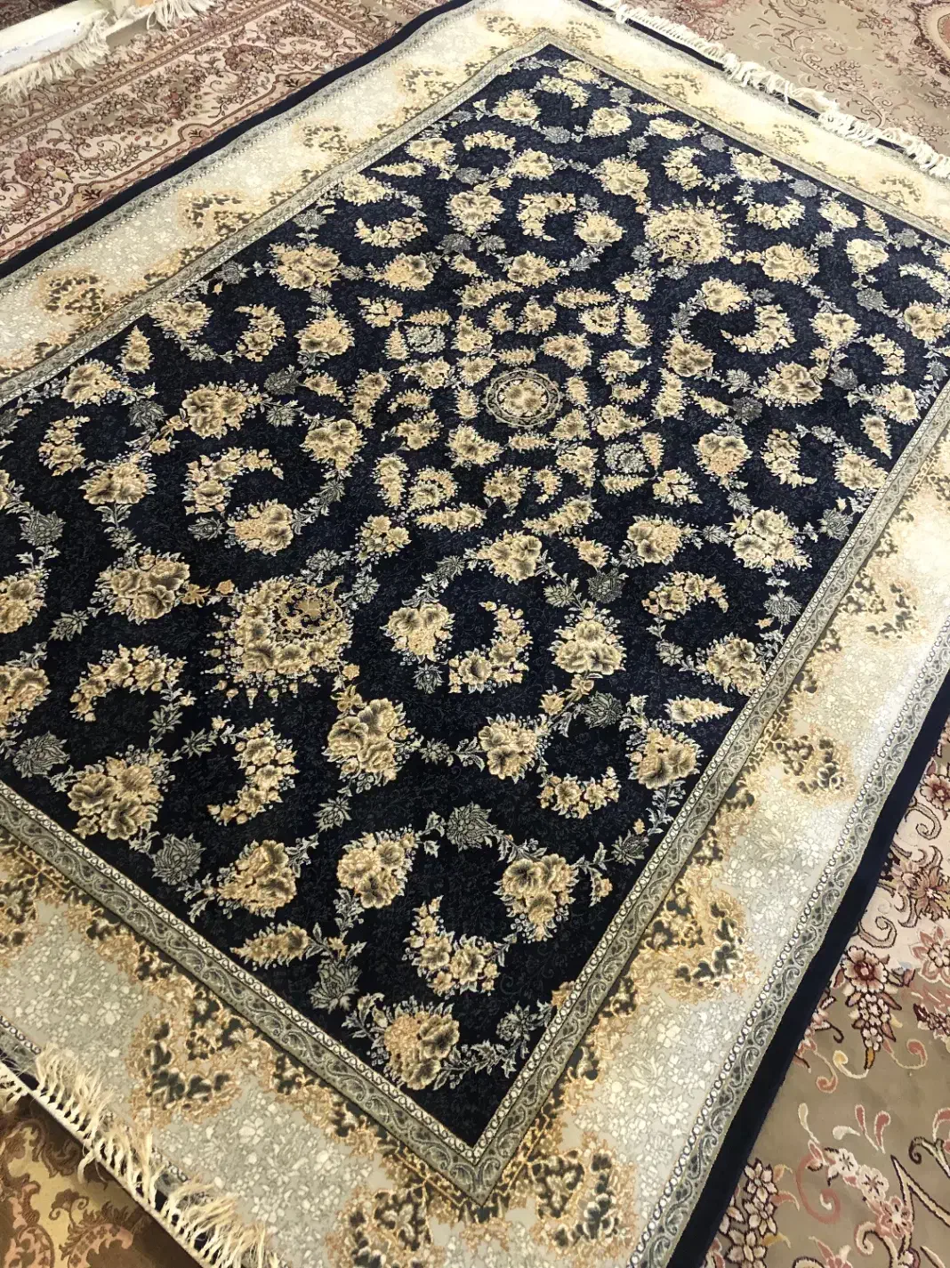 فرش ۶ متری نو|فرش|خرم‌آباد, |دیوار