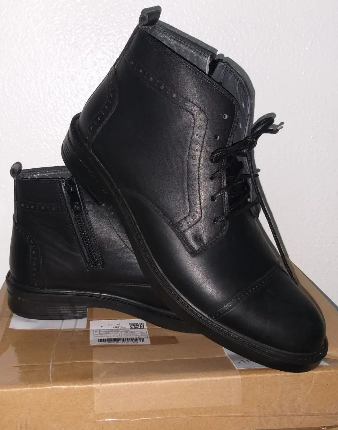 بوت چرم تبریز|کیف، کفش، کمربند|شاهین‌شهر, اقبال لاهوری|دیوار