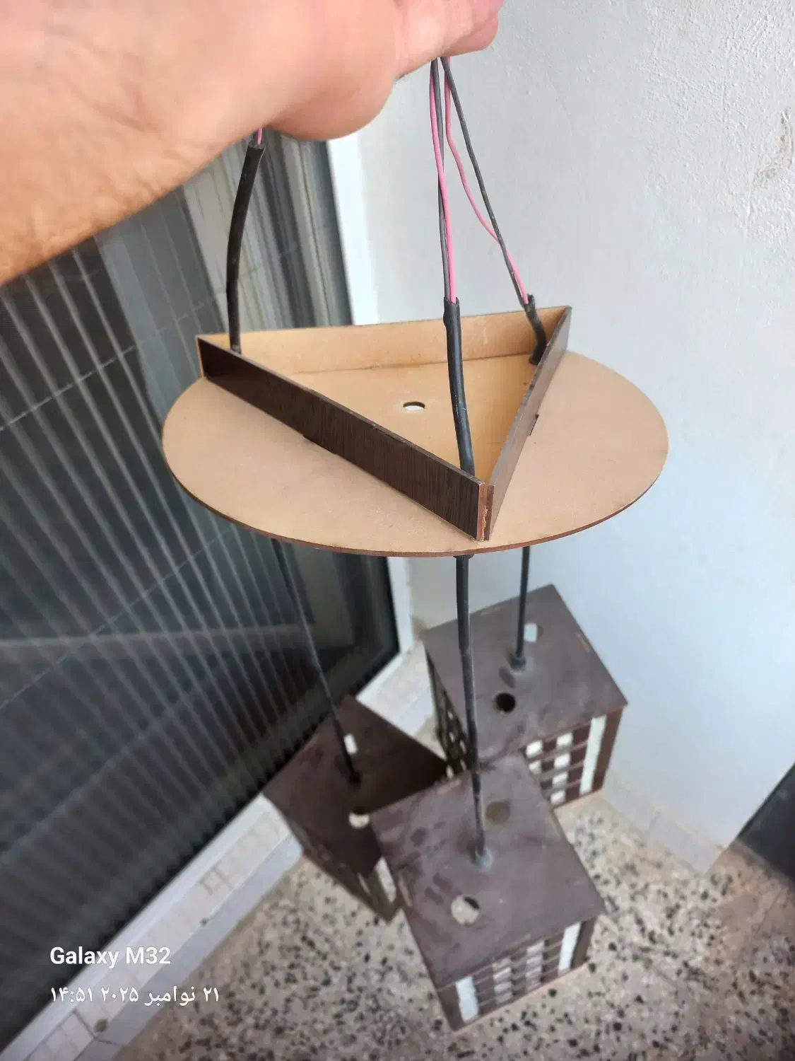 لوستر چوبی تمییز|لوستر و چراغ آویز|اصفهان, پوریای ولی|دیوار