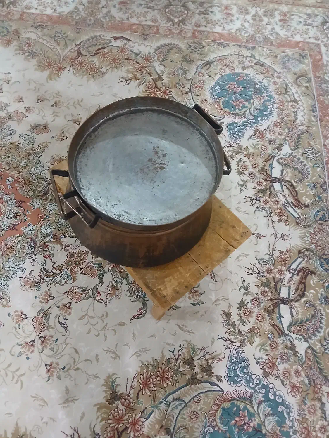 دیگ مسی قدیمی تمیز و سالم|ظروف پخت‌وپز|قوچان, |دیوار