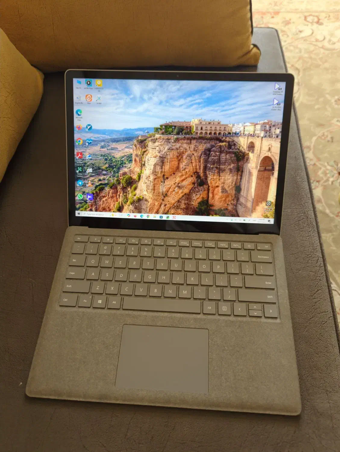 سرفیس لپتاپ ۲ - i5 نسل ۸ - 2K - لمسی|رایانه همراه|بیرجند, |دیوار