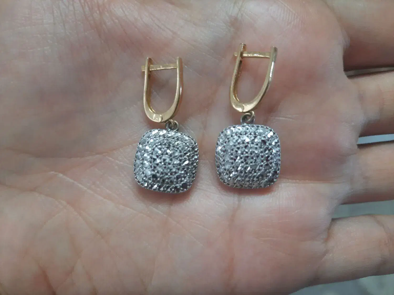 گوشواره طلا (کاملا نو)|جواهرات|زنجان, |دیوار