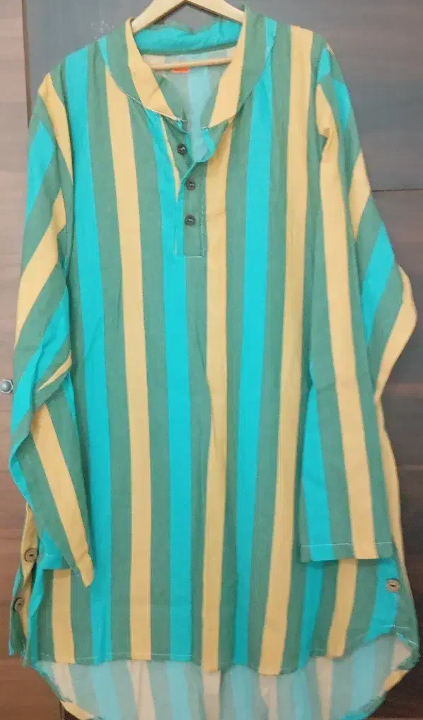 لباس نو|لباس|آستانه اشرفیه, |دیوار