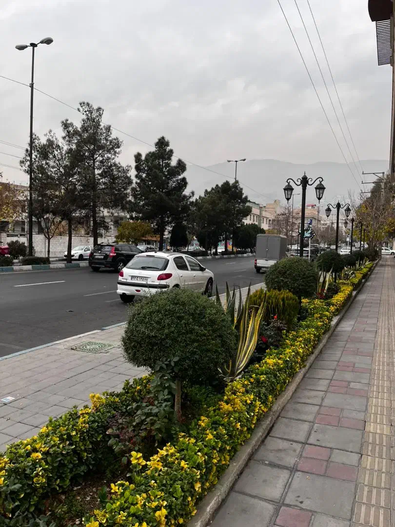 ۳۲۵ متر ویلایی مستغلات بر بلوار اصلی/ موقعیت اداری|فروش خانه و ویلا|تهران, گلستان (شهرک راه آهن)|دیوار