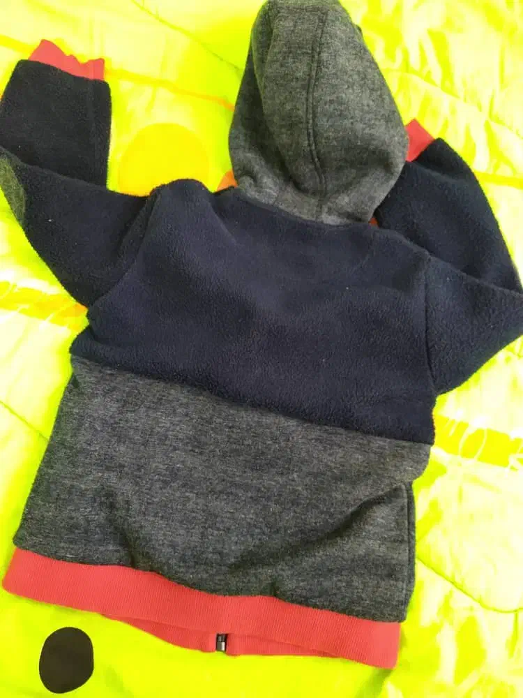 سویشرت پسرانه|کفش و لباس بچه|قم, سالاریه|دیوار