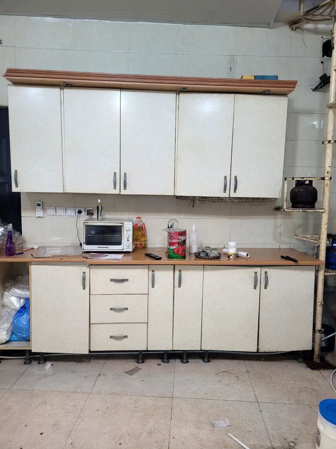 کابینت دست دوم|مصالح و تجهیزات ساختمان|رشت, کوی مهر|دیوار