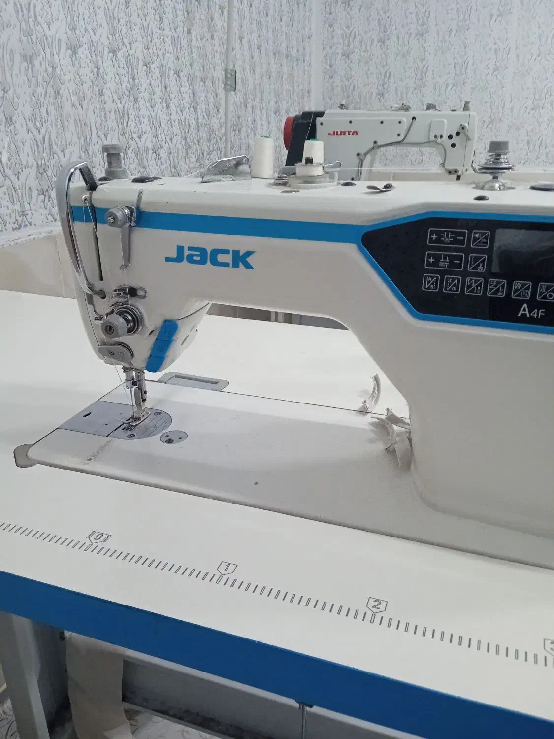 چرخکار حرفه ای خانم|استخدام صنعتی، فنی، مهندسی|سبزوار, امیر کبیر|دیوار