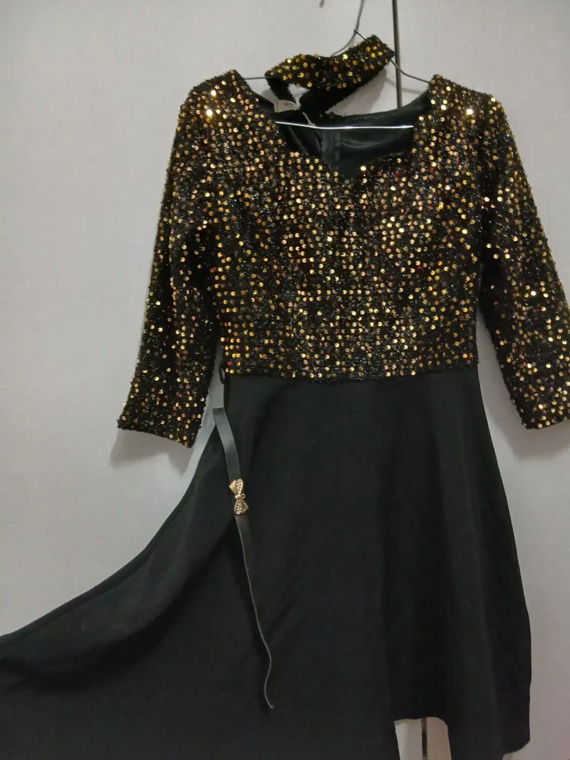 تعدادی لباس مجلسی دخترونه شیک|لباس|گلستان (تهران), |دیوار