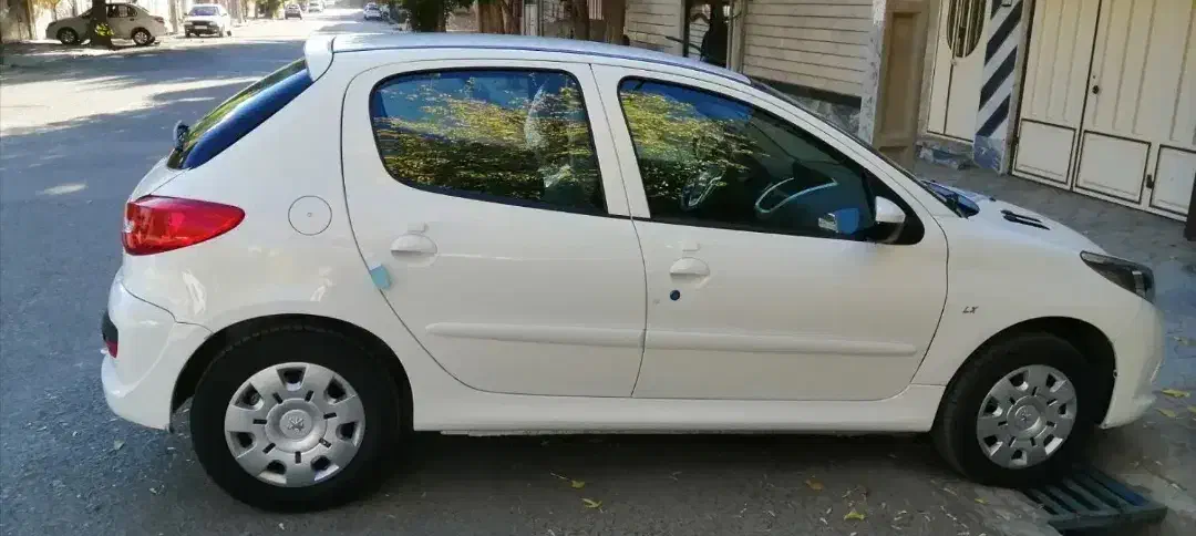 فروش فوری|خودرو سواری و وانت|سیلاخور, |دیوار