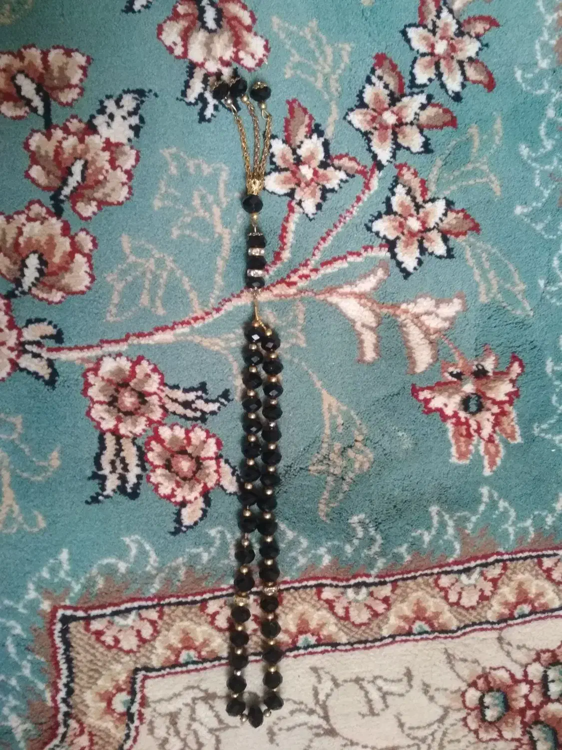 تسبیح سنگی|کلکسیون اشیاء عتیقه|زاهدان, |دیوار