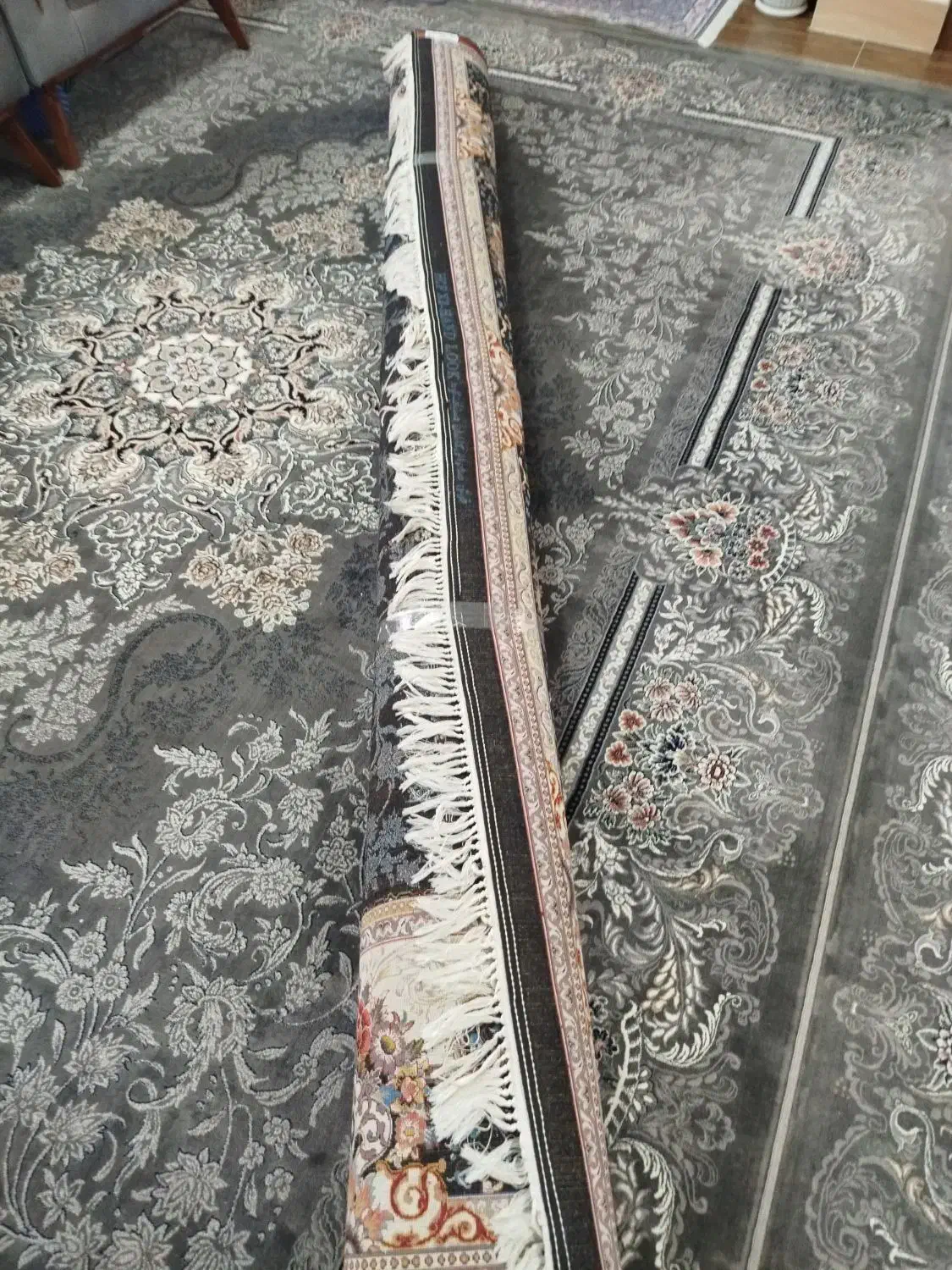 فرش کاشان ۷۰۰شانه|فرش|تهران, آذربایجان|دیوار