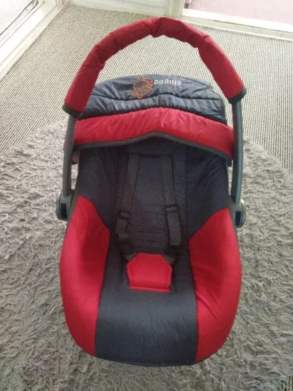 کریر|کالسکه و لوازم جانبی|گنبد کاووس, |دیوار