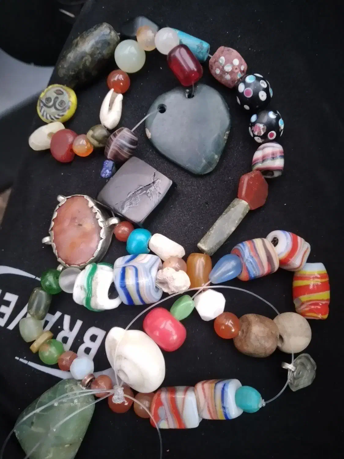 مهرهای قدیمی|کلکسیون اشیاء عتیقه|جیرفت, |دیوار