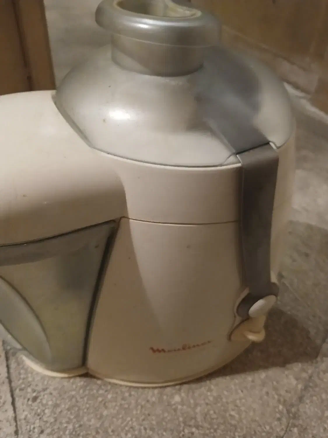 اب میوه گیری و همزن هردو موتورها سالم قطعه خراب|آبمیوهگیر و آبمرکباتگیر|تهران, سازمان برنامه شمالی|دیوار