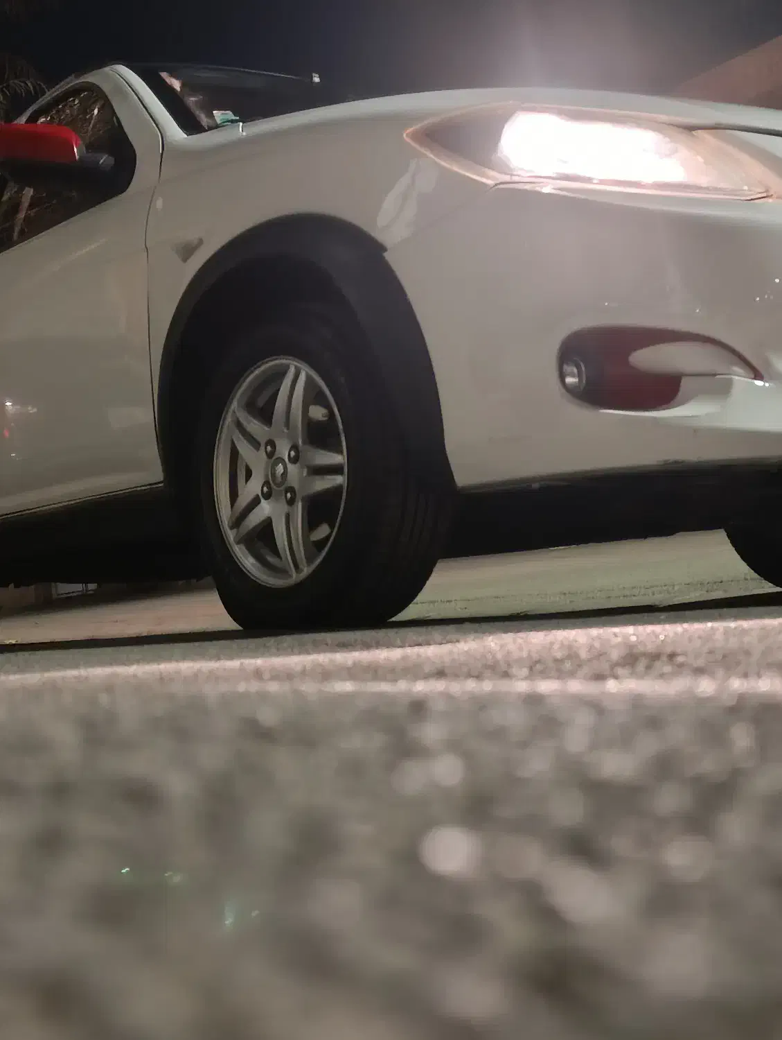 کوییک r سفید قرمز مدل 99|خودرو سواری و وانت|خمین, |دیوار