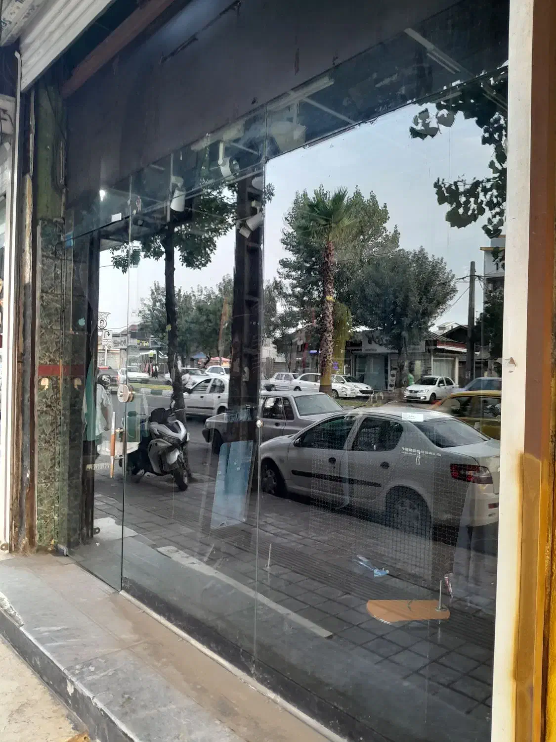 اجاره مغازه خیابان شهداایستگاه عمو|اجارهٔ مغازه و غرفه|رشت, فلسطین|دیوار