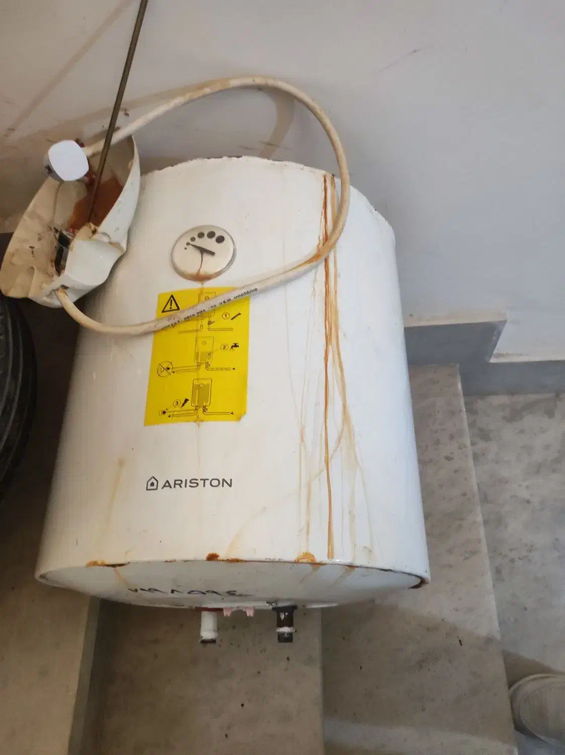 آبگرمکن اریستون|آبگرمکن، پکیج، شوفاژ|بندرعباس, |دیوار