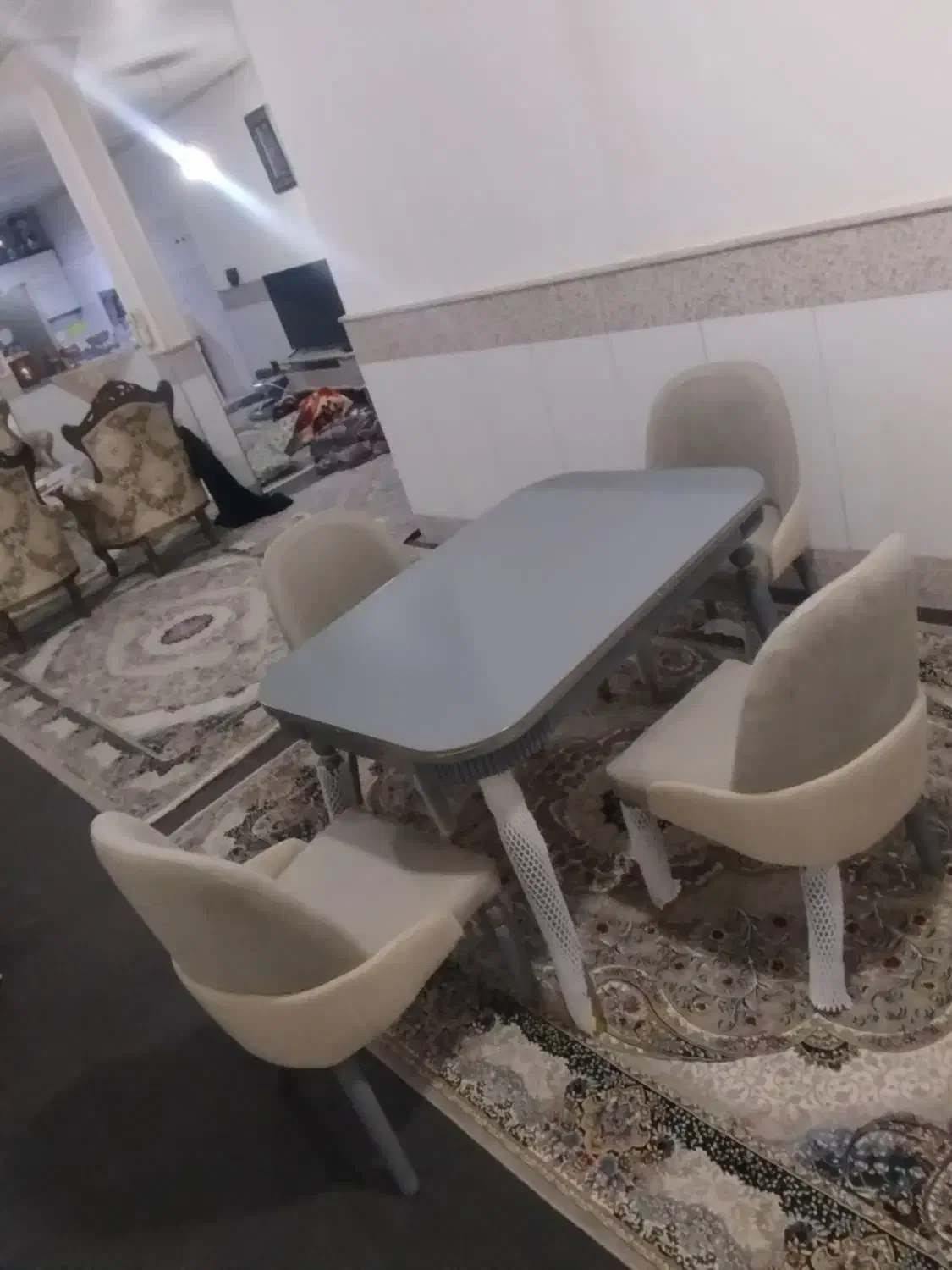 میز نهار خوری|میز و صندلی غذاخوری|قم, ولیعصر|دیوار