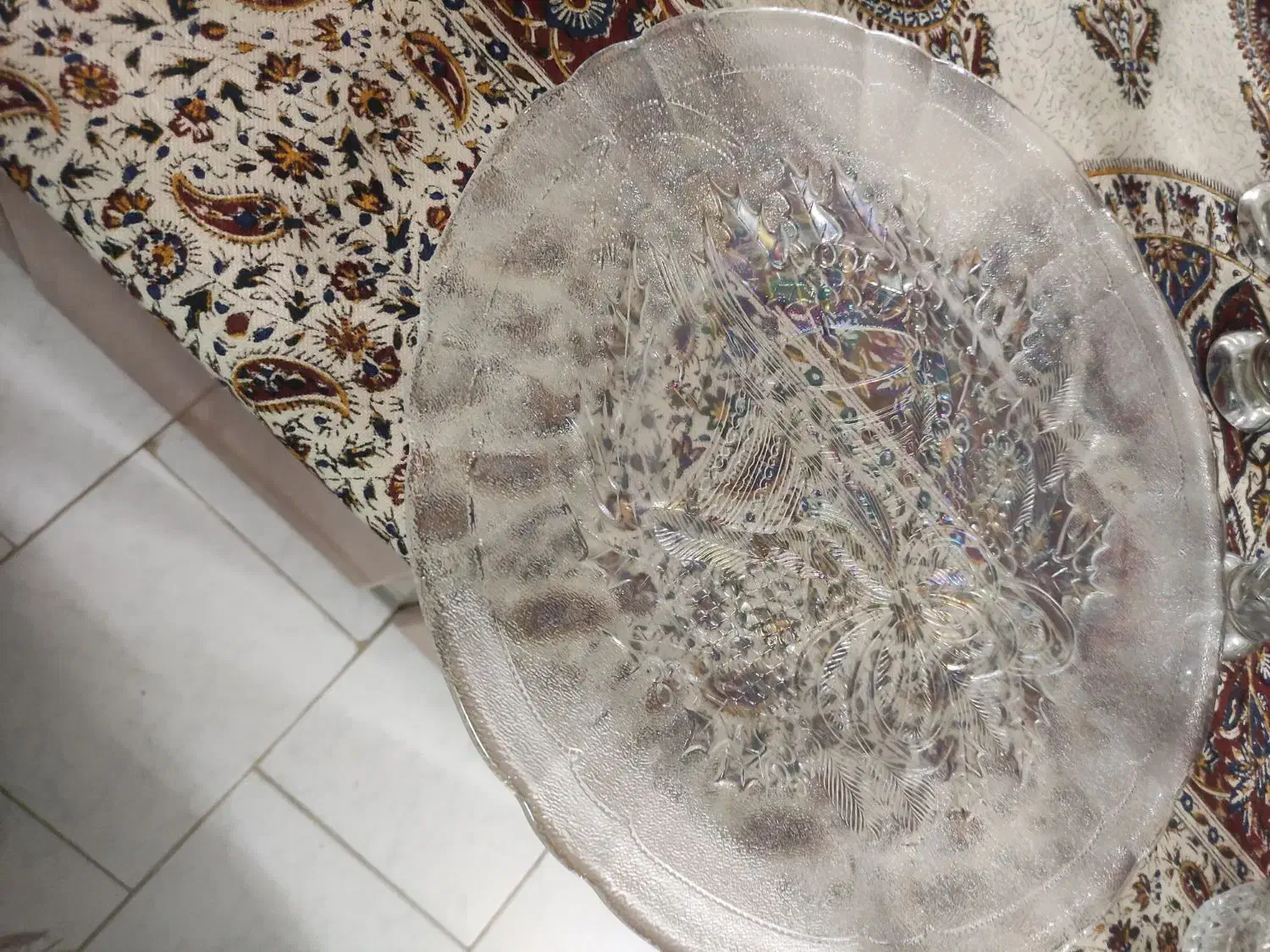 یک دیس کریستال|ظروف سرو و پذیرایی|شاهینشهر, فدک|دیوار