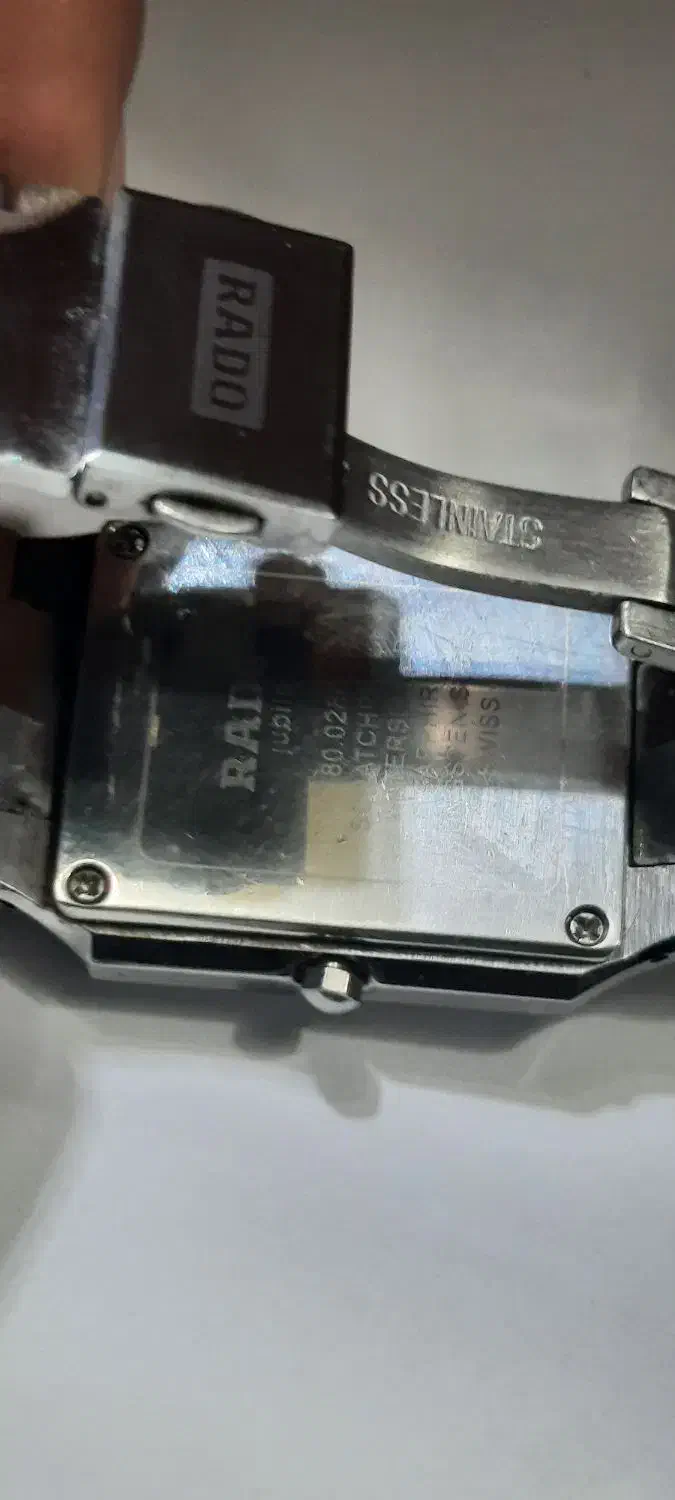 رادو سرامیکی تقویمدار|ساعت|رشت, سعدی (تختی)|دیوار