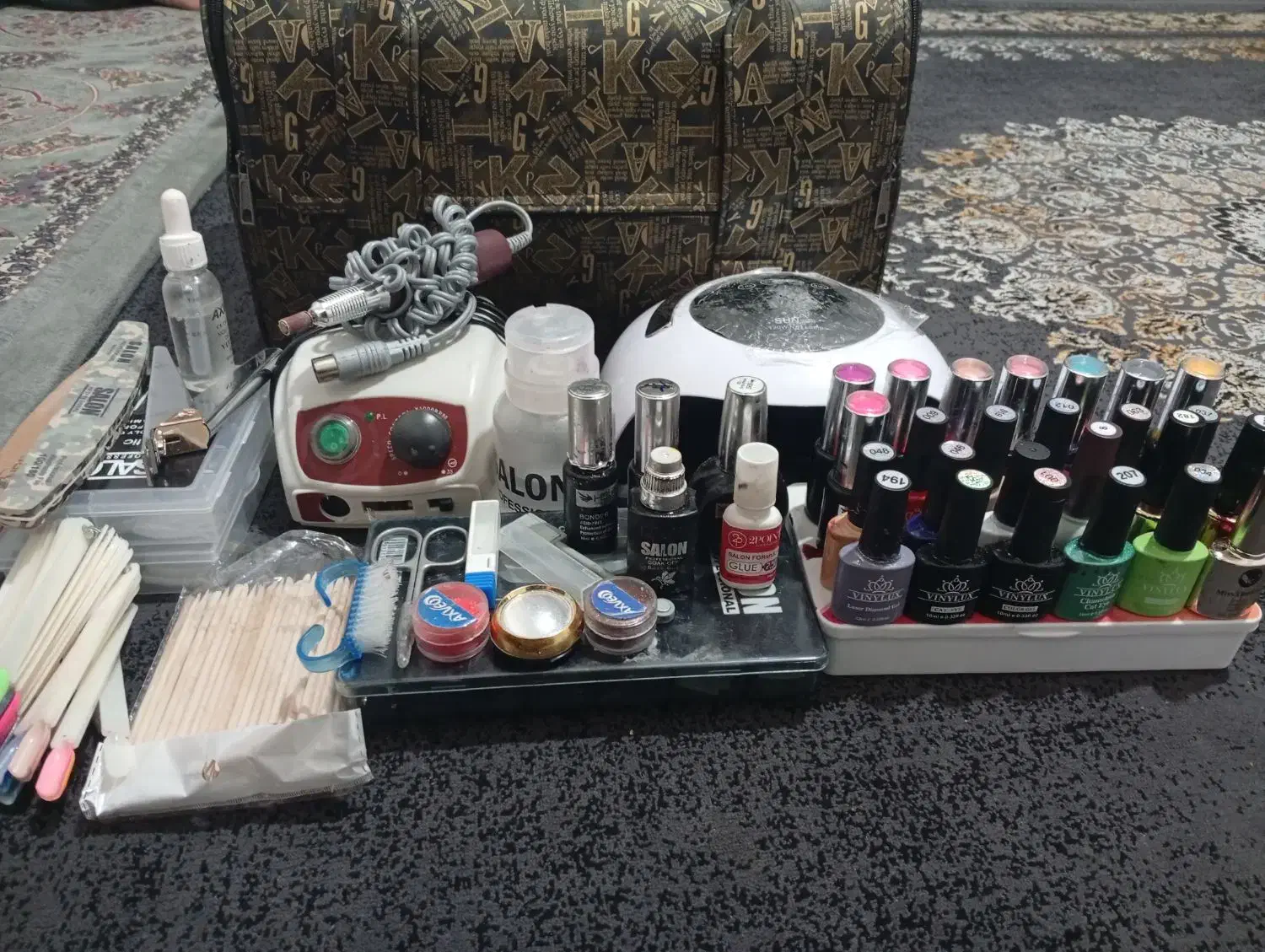 وسایل کاشت ناخن|آرایشگاه و سالنهای زیبایی|داراب, |دیوار