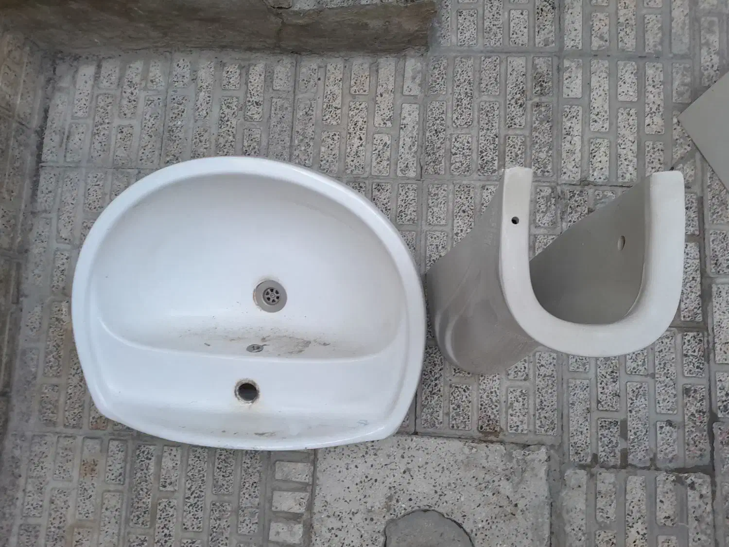 روشویی|لوازم سرویس بهداشتی|ارومیه, |دیوار