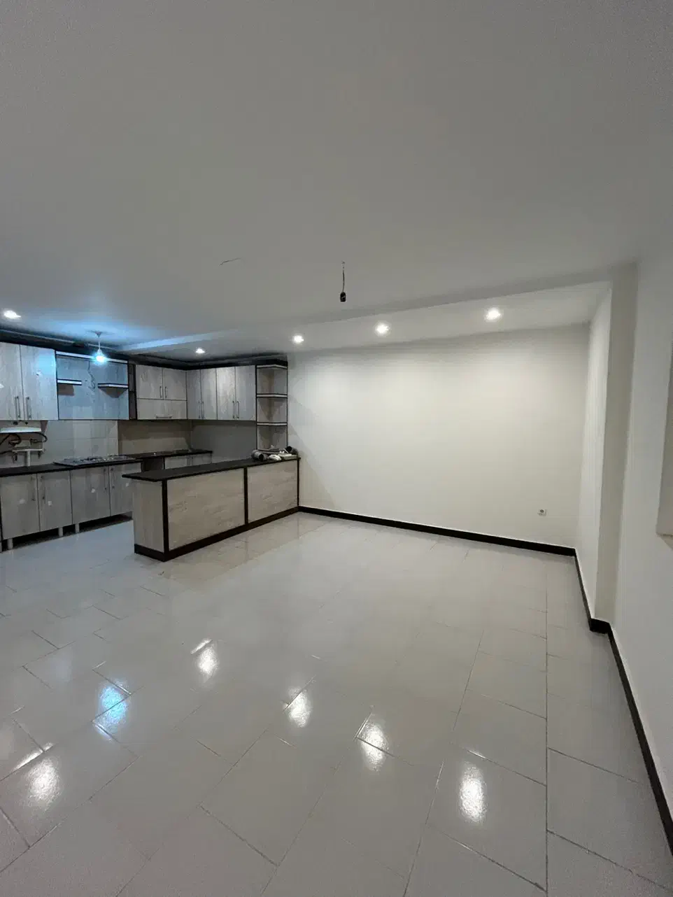 فروش اپارتمان شهرک ارم شرقی / شهرجدید مهستان|فروش آپارتمان|هشتگرد, شهرک ارم شرقی|دیوار