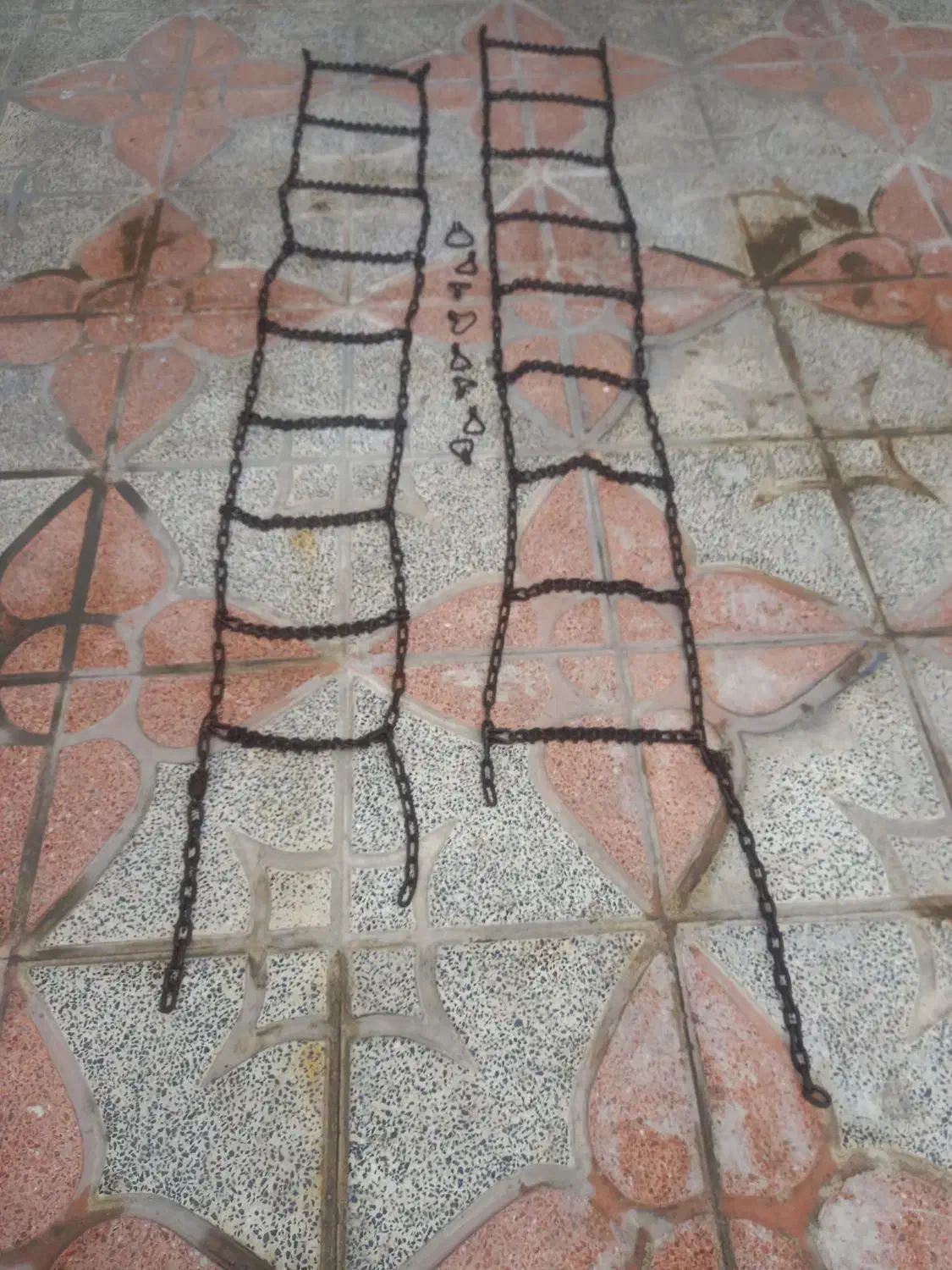 زنجیر چرخ|ابزارآلات|کرمانشاه, |دیوار