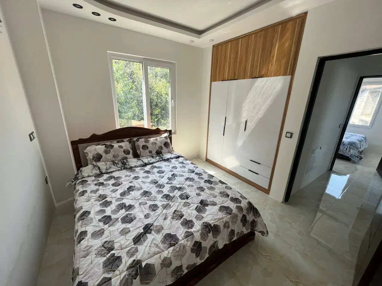 واحد بالاشهر|اجارهٔ کوتاه‌مدت آپارتمان و سوئیت|تبریز, |دیوار