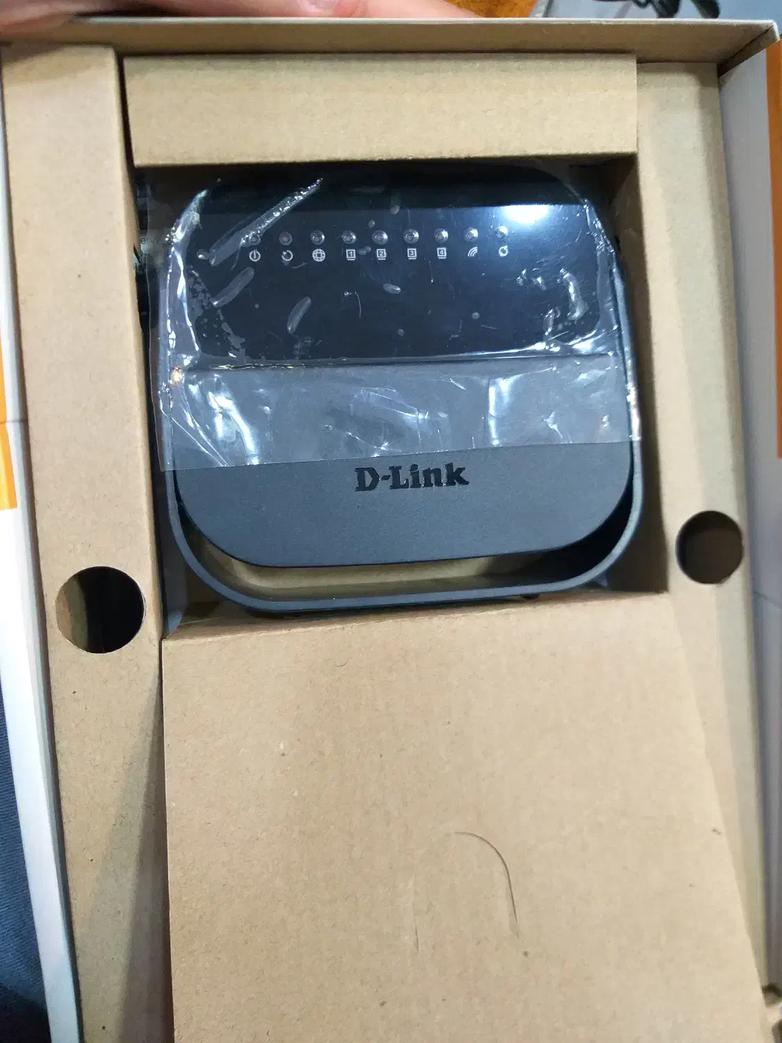 مودم دی‌لینک مدل DSL-124|مودم و تجهیزات شبکه|اراک, |دیوار