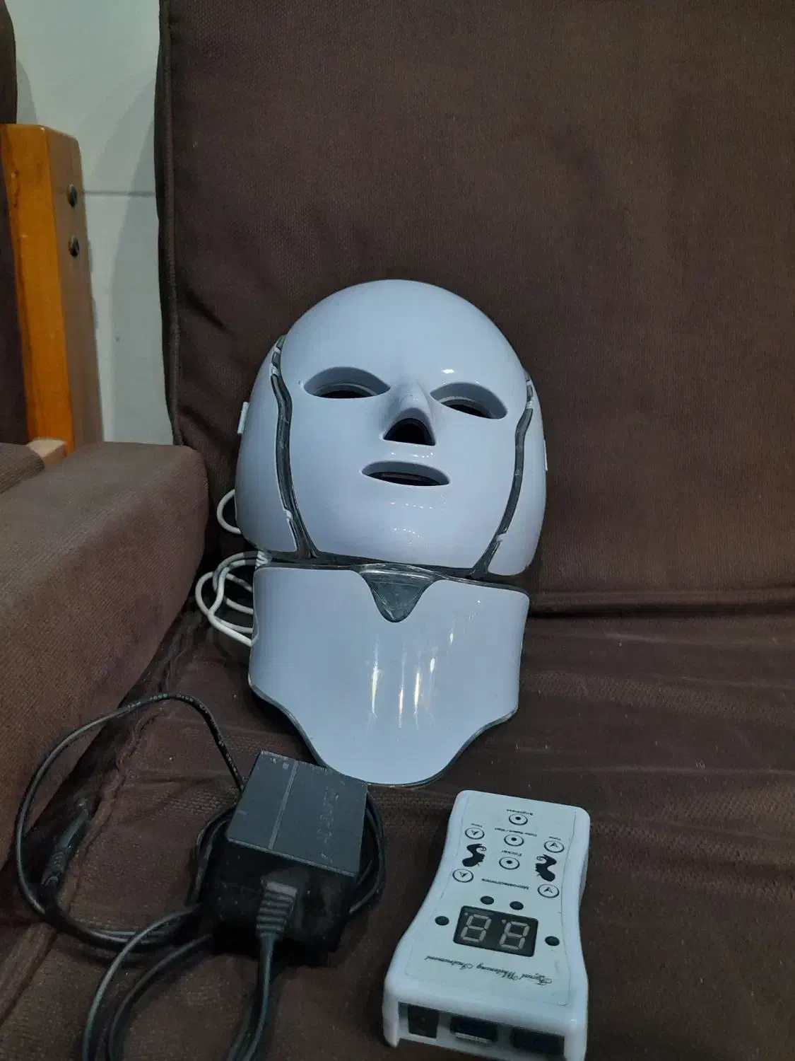 فیشیال|آرایشگاه و سالن‌های زیبایی|سیمین شهر, |دیوار